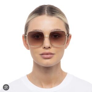 Le Specs The Cherished Sunglasses in Gold and Tan Grad